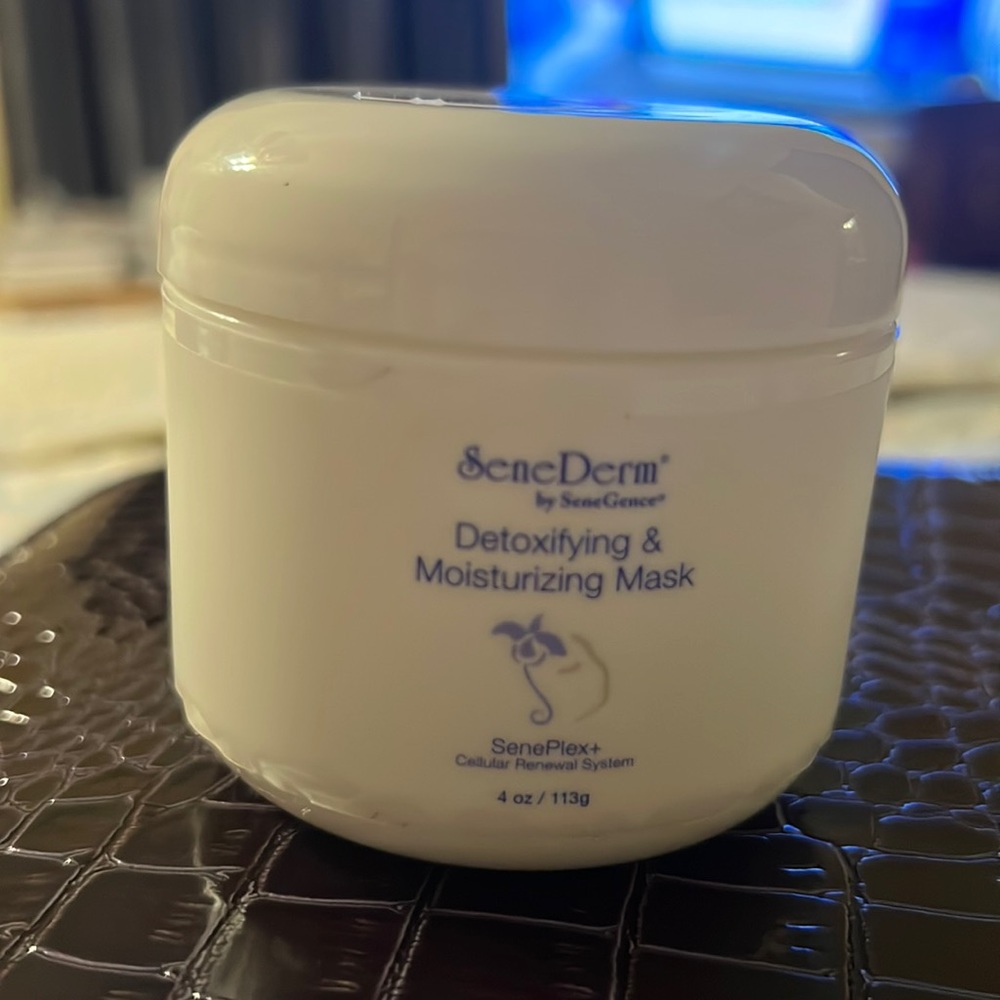 SeneGence Detoxifying & Moisturizer Mask